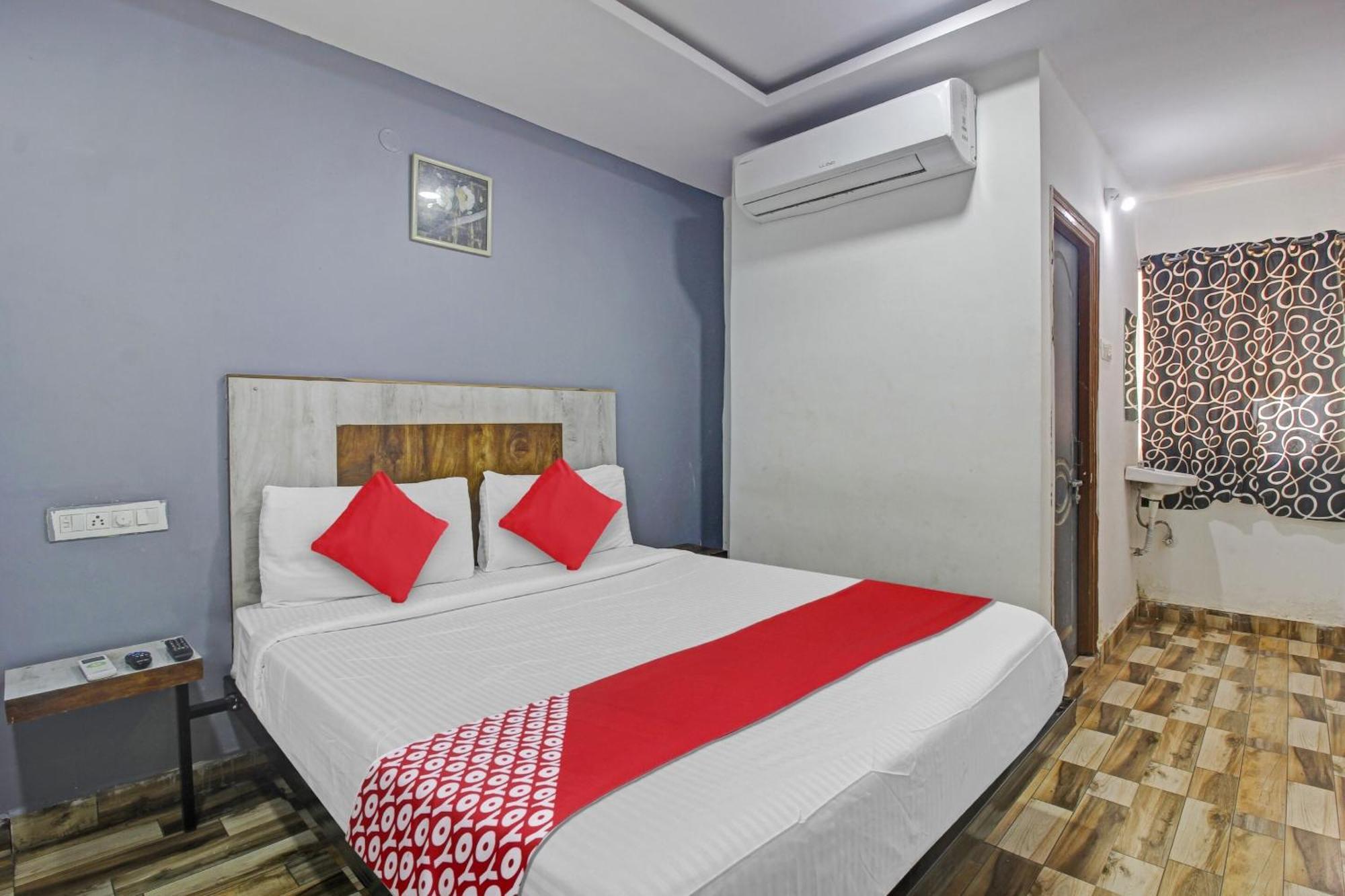 Super Hotel O Sri Sai Regency ハイデラバード エクステリア 写真