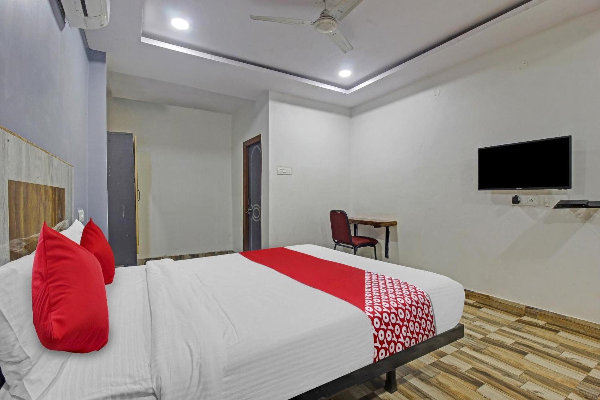 Super Hotel O Sri Sai Regency ハイデラバード エクステリア 写真